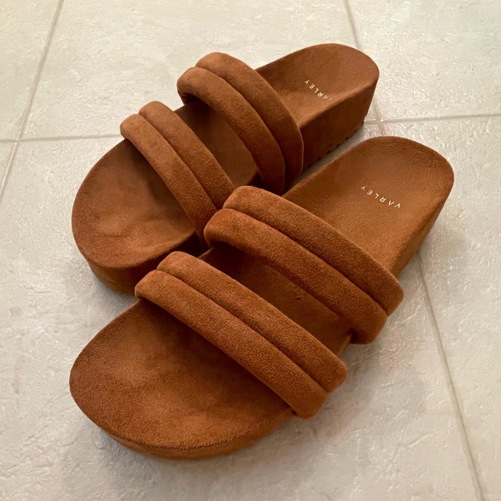 Varley Giles Quilted Slides in Cashew